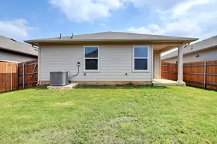 2921 Maryanne Ln, Pflugerville, TX 78660 - Photo 24