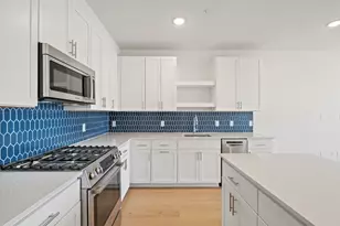 2113 E M. Franklin Ave, Austin, TX 78723 - Photo 1