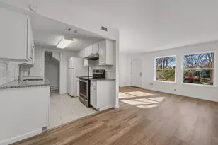 2124 Burton Dr, Austin, TX 78741 - Photo 12