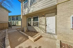 2124 Burton Dr, Austin, TX 78741 - Photo 30