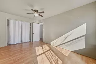 2124 Burton Dr, Austin, TX 78741 - Photo 16