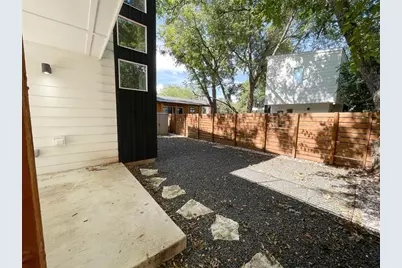 2105 Haskell Street #B, Austin, TX 78702 - Photo 2
