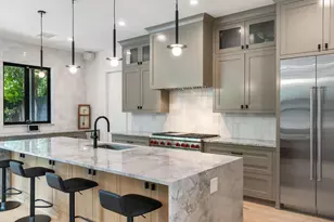 2102 Oxford St, Austin, TX 78704 - Photo 14