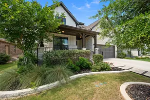 1005 Wolf Hollow Dr, Georgetown, TX 78628 - Photo 2