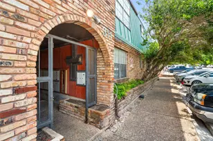 311 E 31st St, Austin, TX 78705 - Photo 8