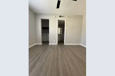 311 E 31 Street #203B, Austin, TX 78705 - Photo 6