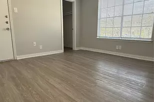 311 E 31st St, Austin, TX 78705 - Photo 4