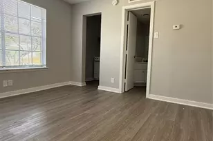 311 E 31st St, Austin, TX 78705 - Photo 2