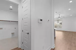 1129 Pansy Trl, Georgetown, TX 78628 - Photo 8