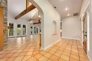 1118 Rustic Ln, Spicewood, TX 78669 - Photo 6