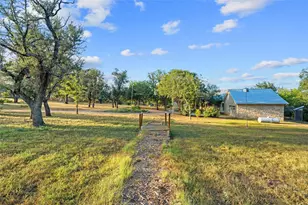 1118 Rustic Ln, Spicewood, TX 78669 - Photo 24