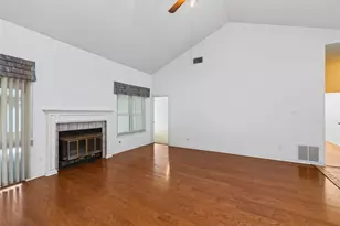 14607 Sandy Side Dr, Austin, TX 78728 - Photo 4