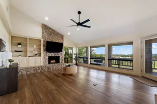 310 Dogie Dr, Horseshoe Bay, TX 78657 - Photo 6