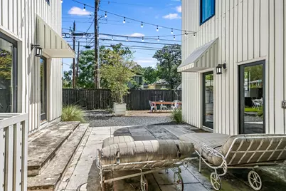 1304 Navasota Street, Austin, TX 78702 - Photo 24