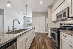 1201 Grove Blvd, Austin, TX 78741 - Photo 4