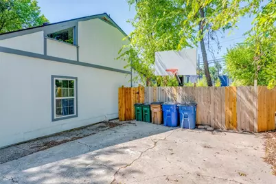 1303 E Saint Johns Avenue, Austin, TX 78752 - Photo 28