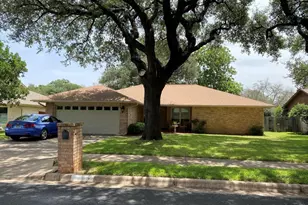 11505 Charred Oak Dr, Austin, TX 78759 - Photo 2