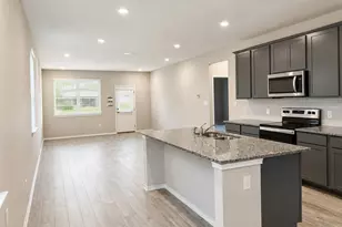2156 Griffith Dr, Seguin, TX 78155 - Photo 2