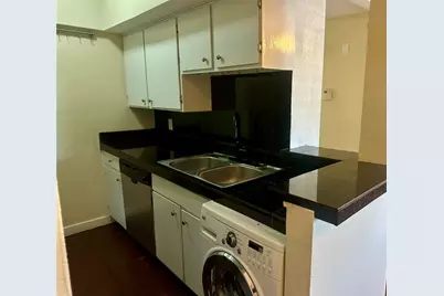 1509 W 39 1/2 Street #104, Austin, TX 78756 - Photo 2