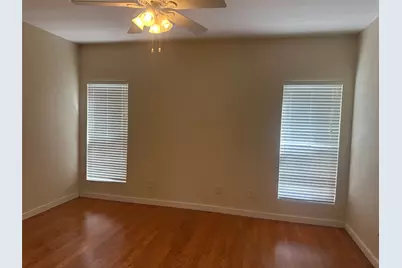 1509 W 39 1/2 Street #104, Austin, TX 78756 - Photo 8