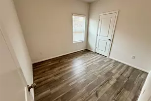 230 Olympic Dr, Kyle, TX 78640 - Photo 10
