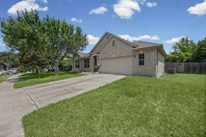 20013 Crane Creek Loop, Pflugerville, TX 78660 - Photo 2
