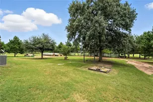 705 Antioch Rd, Paige, TX 78659 - Photo 34
