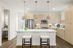2624 Metcalfe Rd, Austin, TX 78741 - Photo 2