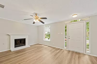 710 Camp Fire Trail, Pflugerville, TX 78660 - Photo 6