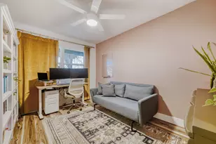 5313 Downs Dr, Austin, TX 78721 - Photo 18