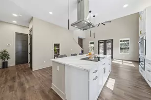 22008 Plockton Dr, Briarcliff, TX 78669 - Photo 16
