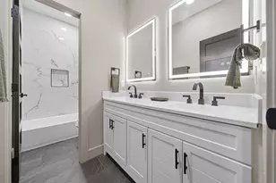 22008 Plockton Dr, Briarcliff, TX 78669 - Photo 36