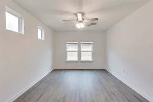 15501 Lustrous Amber Cv, Del Valle, TX 78617 - Photo 18