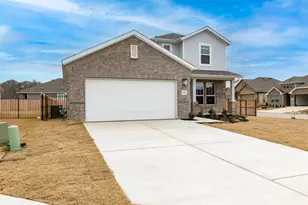 15501 Lustrous Amber Cv, Del Valle, TX 78617 - Photo 2