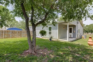 855 Aspen Ln, Cottonwood Shores, TX 78657 - Photo 28