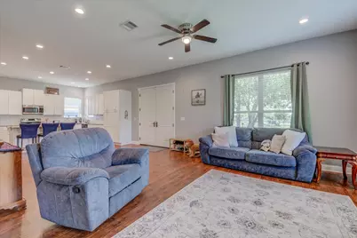 855 Aspen Lane, Cottonwood Shores, TX 78657 - Photo 10