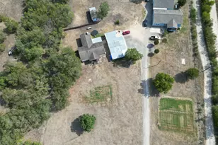 622 Long Hollow Rd, Dale, TX 78616 - Photo 10