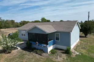 622 Long Hollow Rd, Dale, TX 78616 - Photo 8