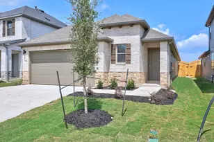 204 Hornet St, Elgin, TX 78621 - Photo 2