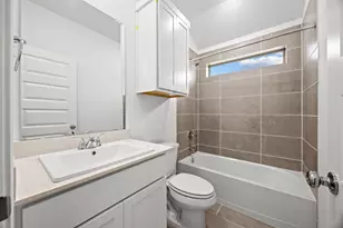 204 Hornet St, Elgin, TX 78621 - Photo 14