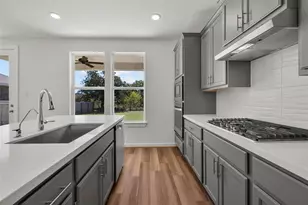 176 Alicante Ln, Liberty Hill, TX 78642 - Photo 6