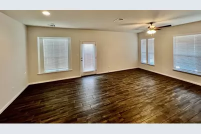 17911 Orchidea Way, Pflugerville, TX 78660 - Photo 4