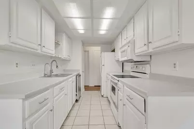 807 Travis Street, Lockhart, TX 78644 - Photo 8