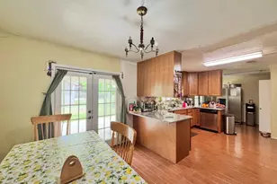 206 Loesch Dr, Elgin, TX 78621 - Photo 14