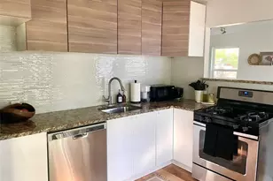 3208 Thompson St, Austin, TX 78702 - Photo 6