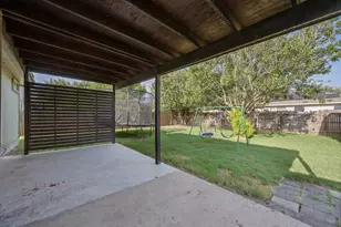 409 Ballentine Ct, Hutto, TX 78634 - Photo 20