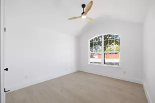 113 Plumbago Dr, Pflugerville, TX 78660 - Photo 32