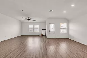 119 Esparza Dr, Bastrop, TX 78602 - Photo 8