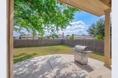 115 N Brown Street, Hutto, TX 78634 - Photo 24