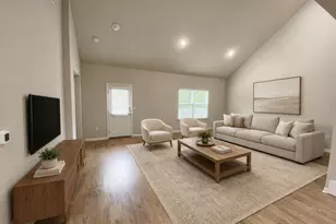 2205 Bettylou Ln, Austin, TX 78754 - Photo 2